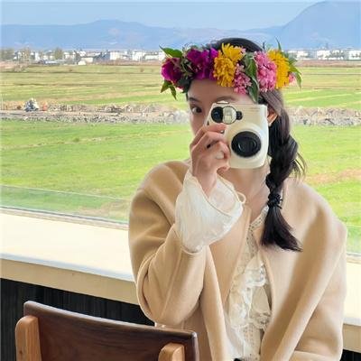 女学生和亨利先生
